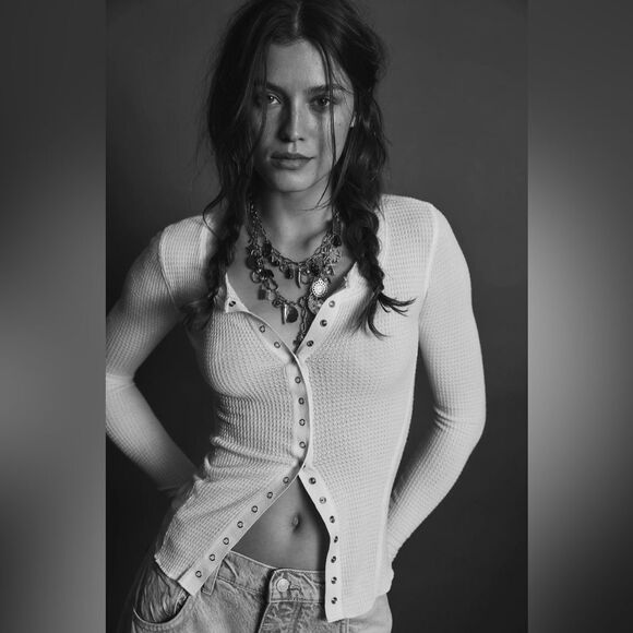 FREE PEOPLE Going Places Cardi LAVENDER ICE Long Sleeve Button-Up Top - Picture 4 of 7